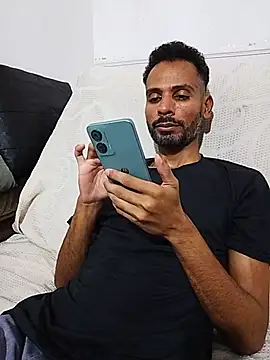 BlackAlphaPrime webcam