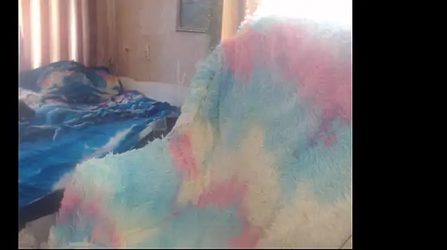 FlirtatiousMegan live cam preview