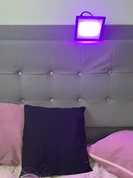Luna_Zahara webcam