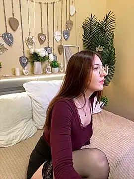 Maya_Wtinter webcam
