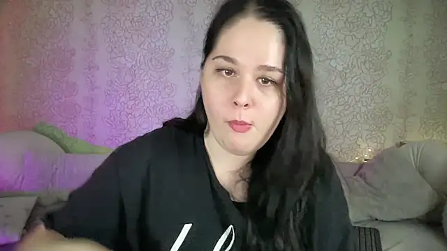 IvyLebelly webcam