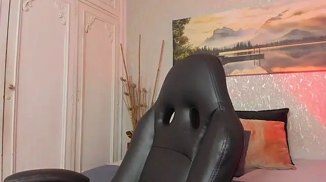 tyler_durten (M twink) - 🔥DANCE NAKED🔥