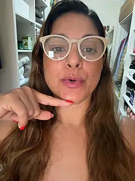 Mariiii_morena webcam