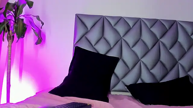 aaron_pamela01