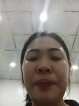 Poly_baby webcam