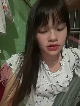 Fingering_wet webcam