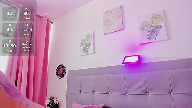 Luna_Zahara webcam