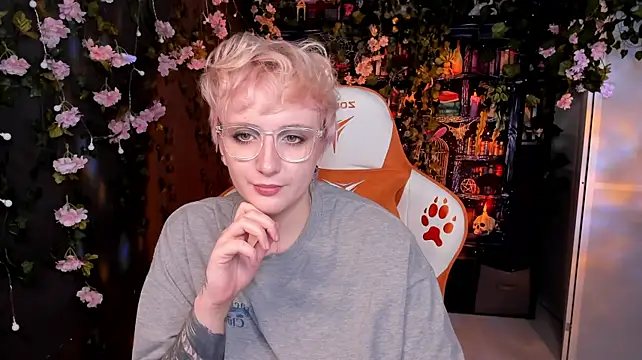 AsheLucker webcam