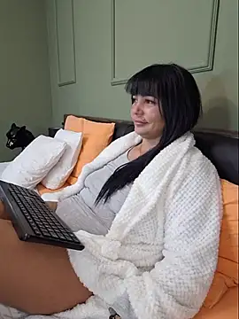 Ella_sweety00 live cam on StripChat