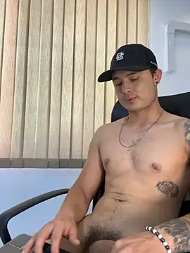 Alexander_ferre webcam
