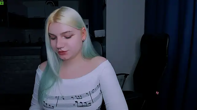 Rada_Kisss webcam