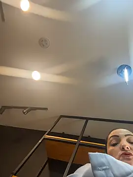 Roseemilf_