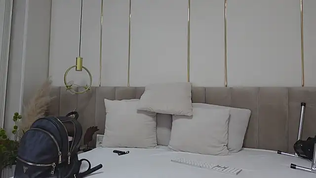 HaileyRoses webcam