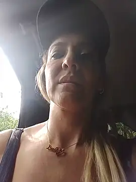 Monita_Med webcam
