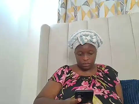 sluttycurve webcam