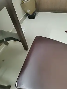 B-B-C-8