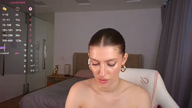 Skinny_Alice live cam on StripChat