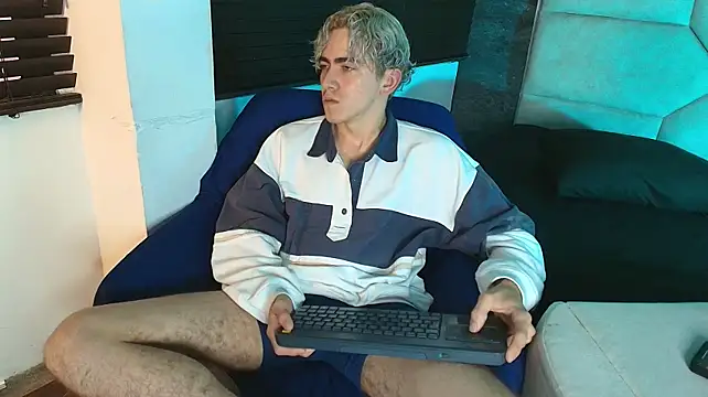Tyler_Mcrey webcam