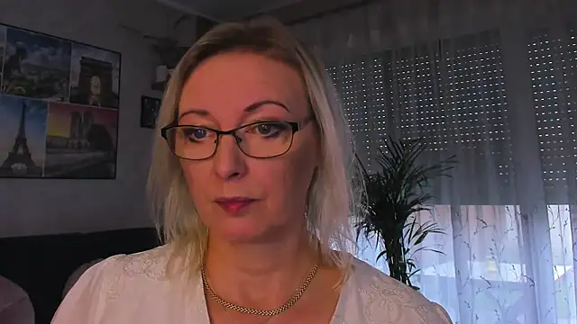 vanessa_chat