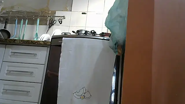 AmoraHotwife
