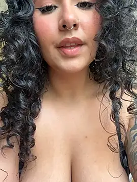 SugarTroubl33