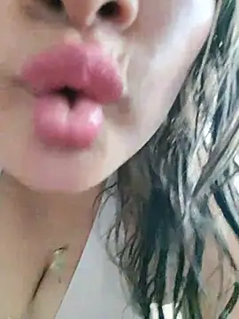 Neve_Collins webcam