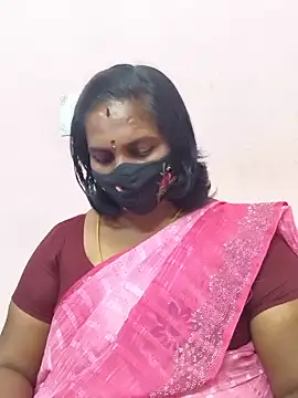 Tamil-Mathumithaa webcam