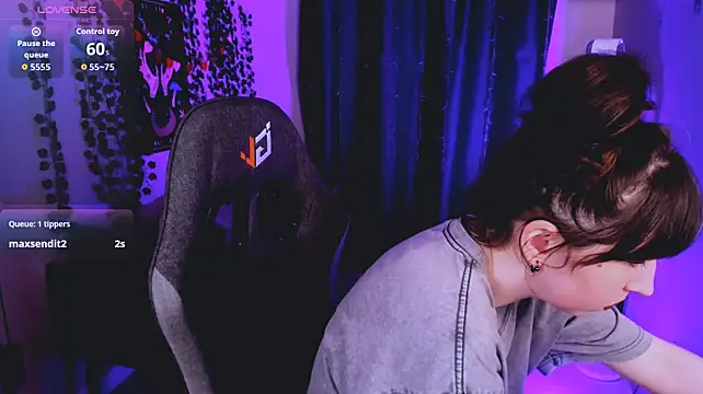 Lily_xBabe webcam