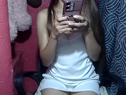 Horny_WetPussy webcam