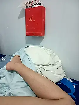 Shorty_012 webcam