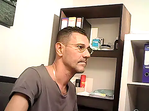 mastercharisma35 webcam