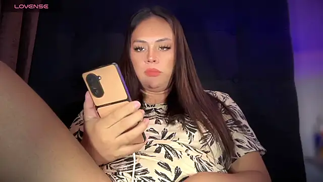 Sweet_Khimmy webcam