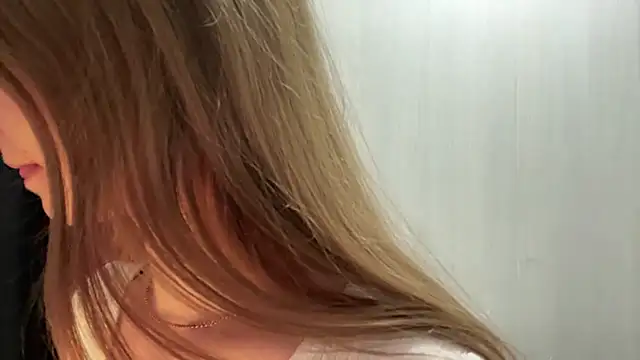 Babysmall_girl — FansOnlyX creator profile