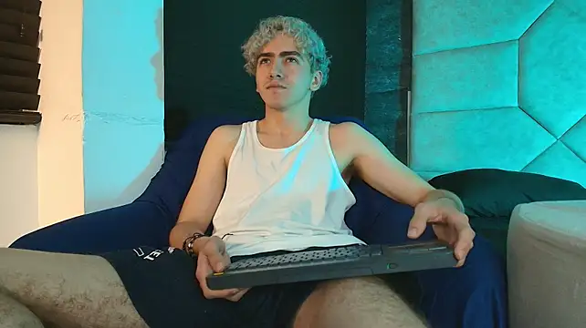 Tyler_Mcrey webcam