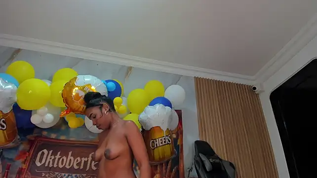 lia_16 webcam