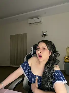 __MeiMei__ live cam on StripChat
