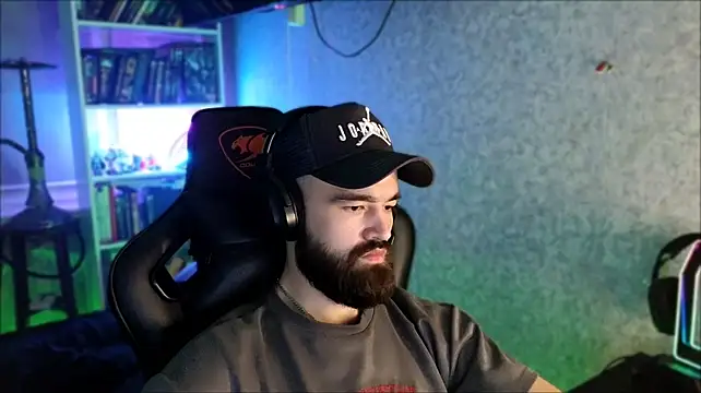 _Serious_Man webcam