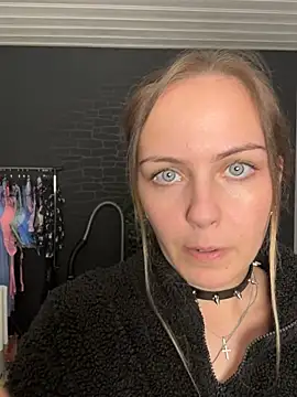 MaryPeach666 webcam