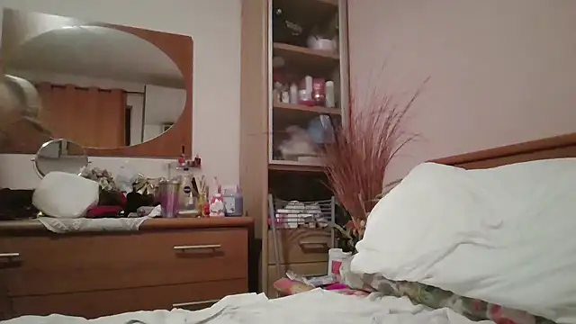 Chloebellami webcam