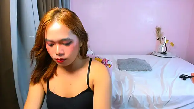 Vivienne_Destiny webcam