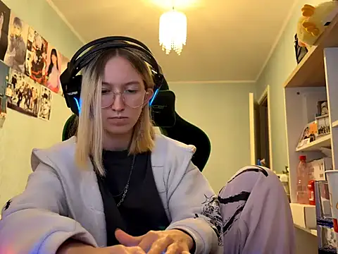 SoniaKotts webcam