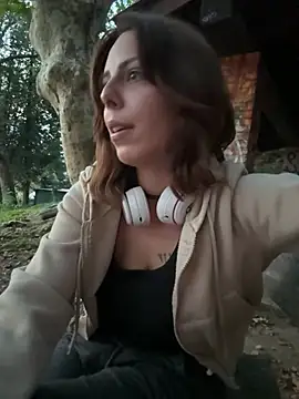 Mia_Railey