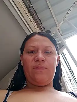Nyla_velvet webcam