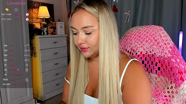 _Loneve__ webcam