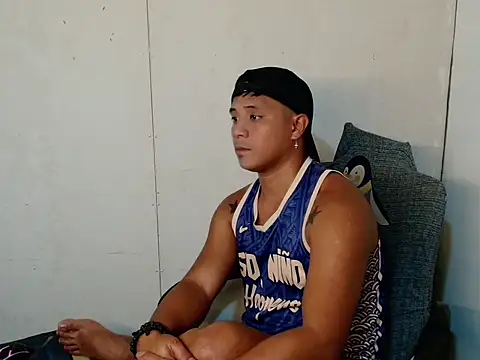 Felix_Asher