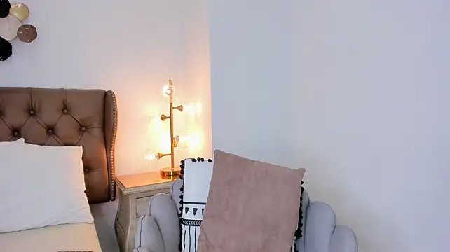 frehia_dimou webcam
