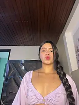 LunaMoore_Pink