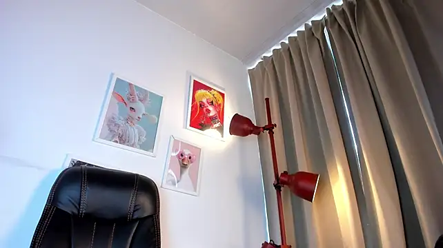 Gia_Demie