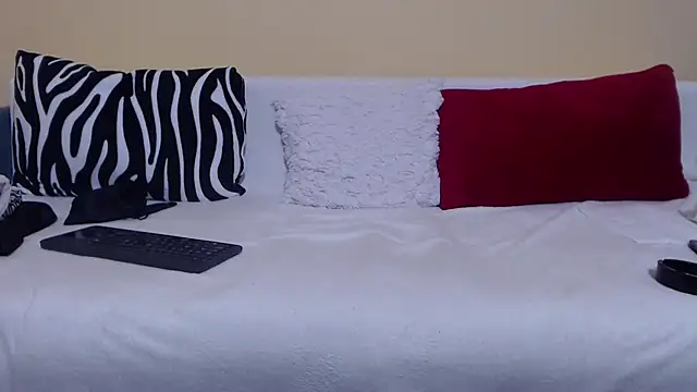 christine33 webcam