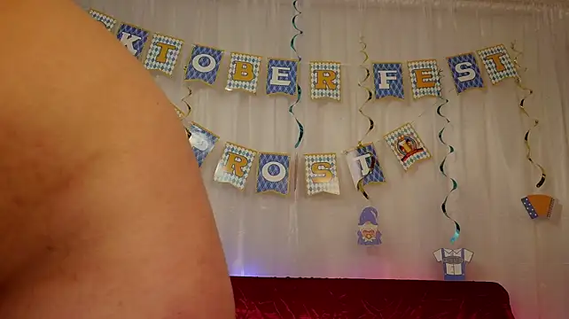 Moshelle_ live cam on StripChat